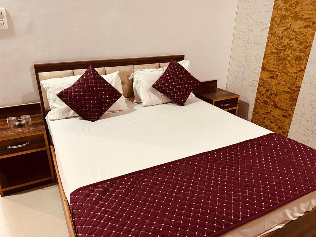 4 U Premium Tapovan Rishīkesh Exterior foto